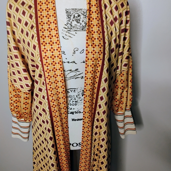 Geometric Patterned Long Cardigan - Picture 3 of 4